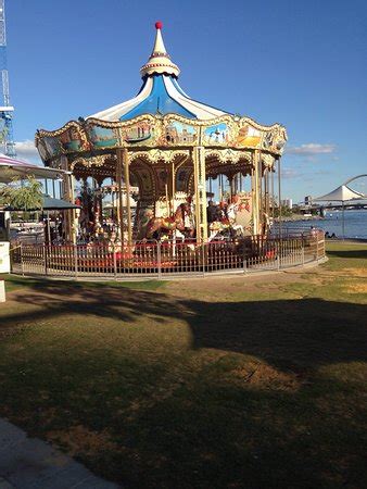 Elizabeth Quay Carousel (Perth): UPDATED 2020 All You Need to Know ...