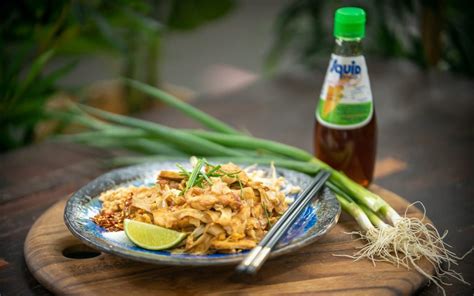 Chicken Pad Thai | My Market Kitchen