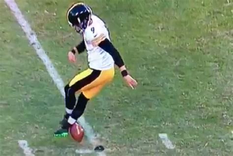 Steelers' Chris Boswell has worst onside kick attempt ever (Video ...