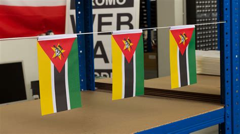 Mini Flag Mozambique - 4x6" - Royal-Flags