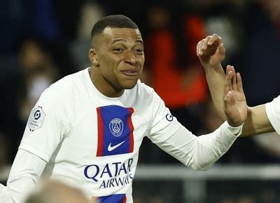 PSG close in on title as Mbappe double sinks Angers | Malay Mail