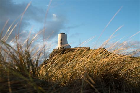 Wales - Twr Mawr Lighthouse | Trail Exposure