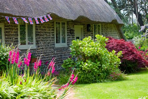 Thatched Cottage & Garden Free Stock Photo - Public Domain Pictures