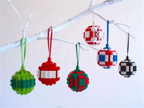 LEGO Christmas Ornaments – Game of Bricks