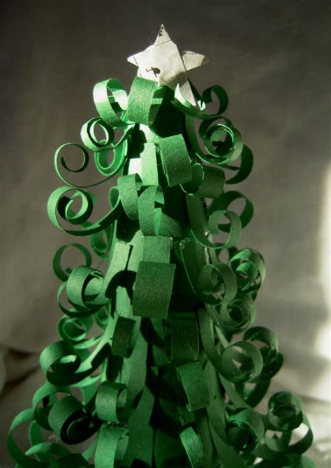 Marvelously Messy : Curly Christmas Tree