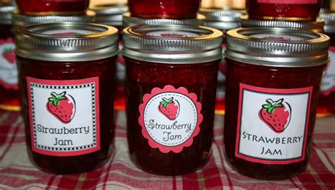 Craft Sew Create: Strawberry Jam and FREE Printable Labels!