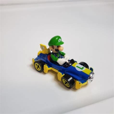 Lot Of 5 Hot Wheels Super Mario Kart Yoshi Daisy Luigi Toad Pipe Dasher ...