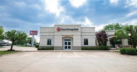 Grand Savings Bank opens 1st branch in Springdale - Talk Business & Politics