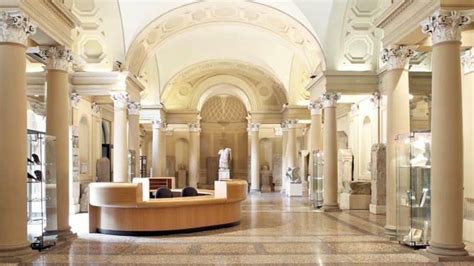 Italian museums reopen and "observe" visitors (to collect big data)