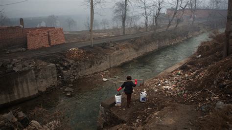 Rural Water, Not City Smog, May Be China’s Pollution Nightmare - The New York Times