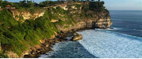 Beberapa Pura Sebagai Objek Wisata Menarik Di Pulau Bali