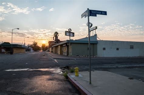 Valley Plaza Is Nearly Abandoned, but It's a Favorite Hollywood Location - LAmag