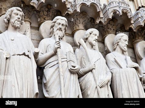 Detail of gothic Cathedral of Notre Dame in Paris Stock Photo - Alamy