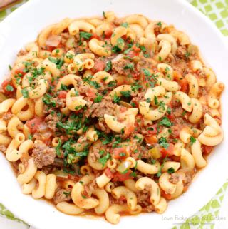 10 One-Pot Meals: Try One Of These Easy Recipes Tonight! | MomsWhoSave.com