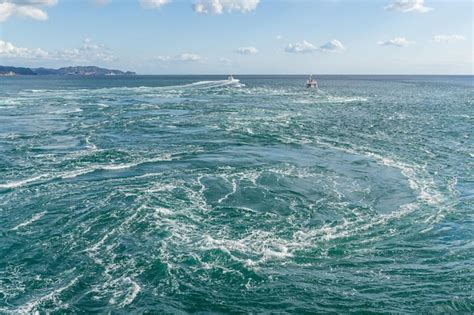 Premium Photo | Naruto whirlpools in tokushima, japan