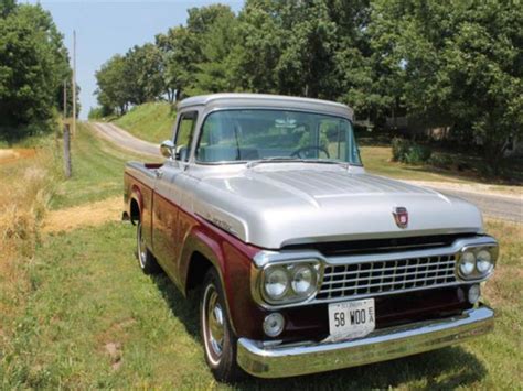 Find new Ford: F-100 Custom Cab in Galena, Illinois, United States, for US $29,900.00