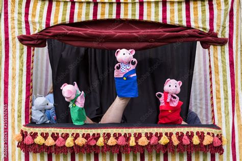 Children reenacting the story of the three little pigs and the big bad ...