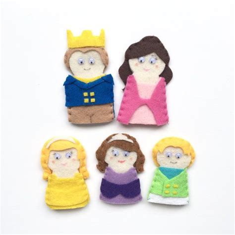 Sofia the First Finger Puppets | Finger puppets, Puppets, Felt finger puppets