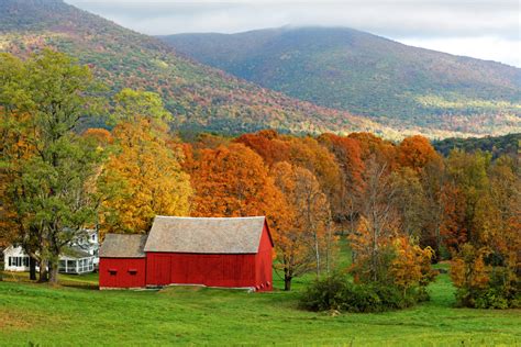 Best Fall Foliage Road Trips in the USA