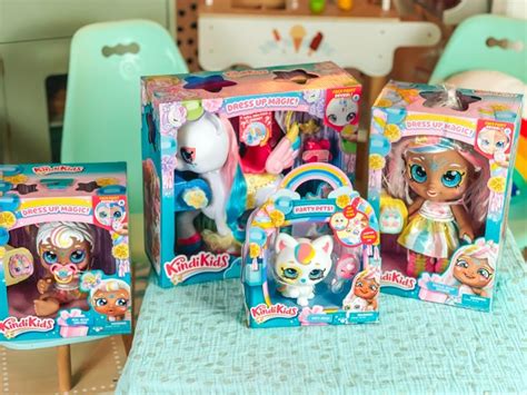 Avalynn’s Toy Review: Kindi Kids – Lindsay Satmary