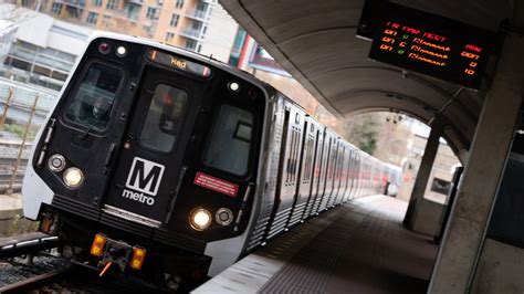 Four Red Line Metro stations reopen after summer construction – NBC4 ...