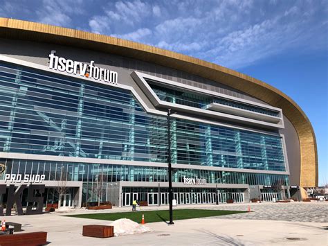 Milwaukee Bucks Fiserv Forum : Section 120 At Fiserv Forum Milwaukee ...