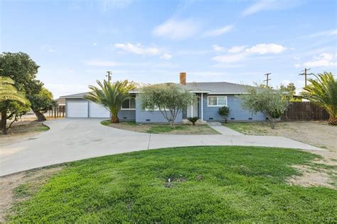 10720 14th Ave, Armona, CA 93202 - See Est. Value, Schools & More