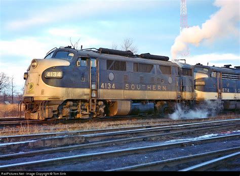 RailPictures.Net Photo: SOU 4134 Southern Railway EMD F3(A) at ...