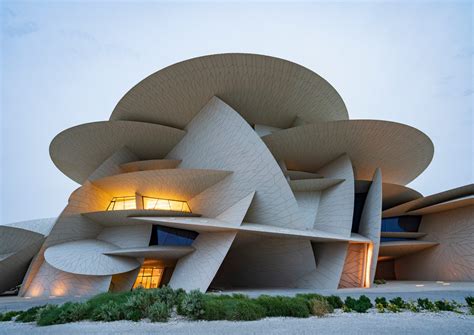 10 Most Famous Modern Architects in the World - Vila Menty