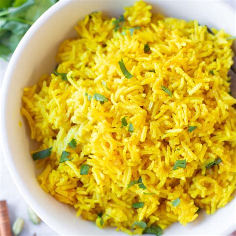 Indian Turmeric Yellow Rice - Piping Pot Curry