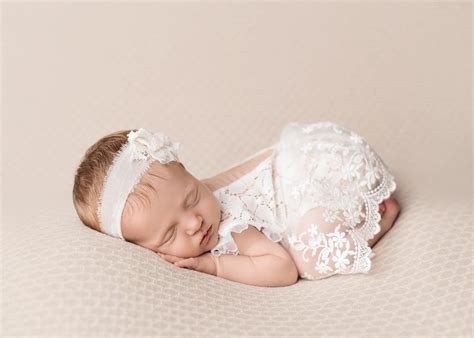 Newborn Photography Outfits for Boys and Girls