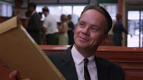 Andy Dufresne - Tim Robbins in The Shawshank Redemption HD Wallpaper