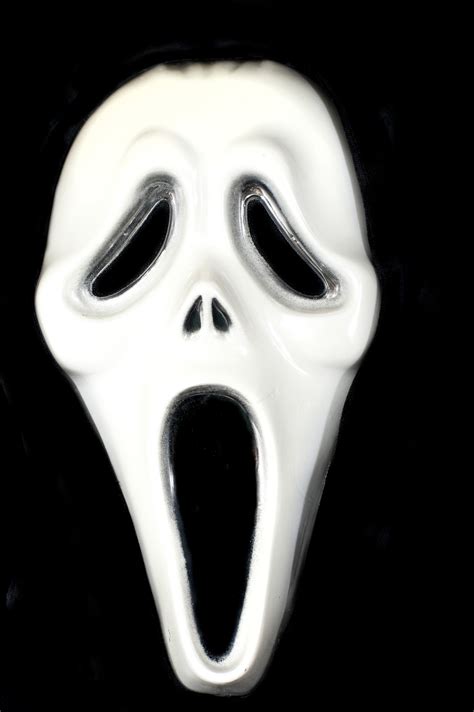 Ghostface Scream Mask