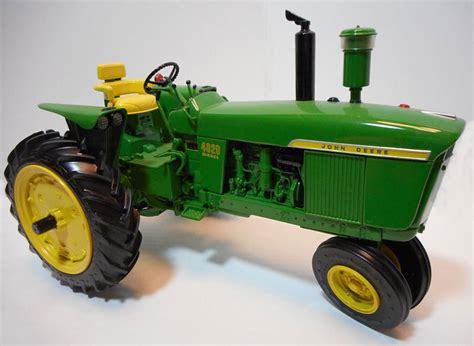 ERTL Toys John Deere 4020 Nf Tractor Precision Classics