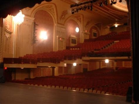 Genesee Theatre Interior - Picture of Genesee Theatre, Waukegan - TripAdvisor