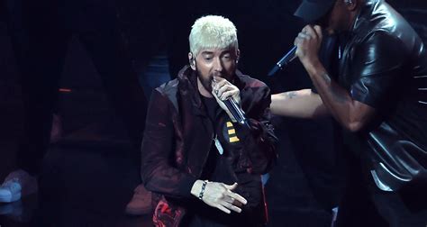 Eminem Rocks Slim Shady Blonde Wig as He Opens MTV VMAs 2024 with ...