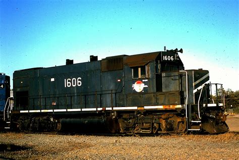 Missouri Pacific Railroad (The MOPAC) - Abandoned Rails