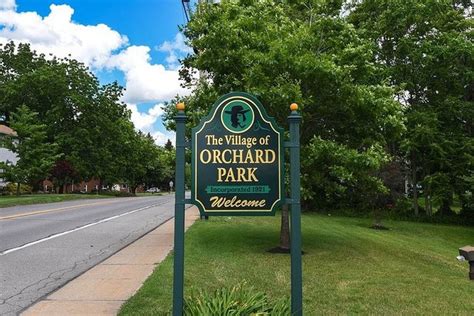 A day in Orchard Park: Photo essay of people, places in Upstate NY town ...