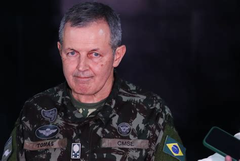 Veja quem é o general Tomás Miguel, novo comandante do exército brasileiro