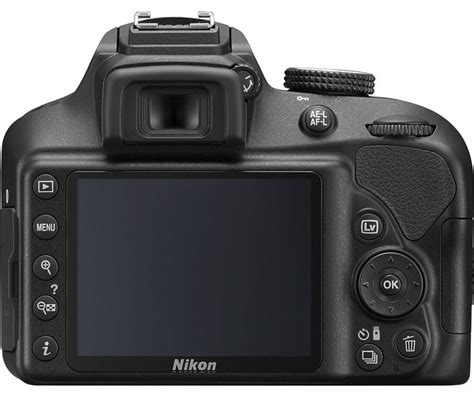 Nikon D3400 Review - Build Quality and Handling