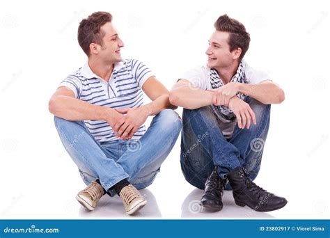 Two Friends Smiling To Each Other Royalty Free Stock Photography - Image: 23802917