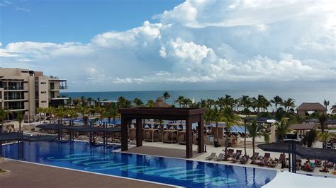 Royalton Riviera Cancun Luxury Resort - Save on Luxury