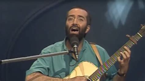 13 Facts About Raffi That’ll Shake Your Sillies Out | Mental Floss