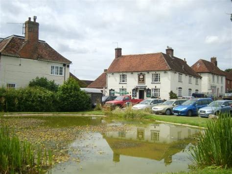 Pictures of Aldbourne, Wiltshire, England | England Photography & History