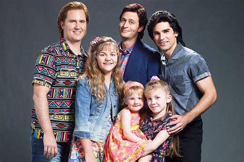 Lifetime 'Unauthorized Full House Story' Reveals Cast Photo