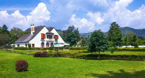 DISCOVER RWANDA GISENYI BEACH - UPDATED 2018 Prices & Guest house ...