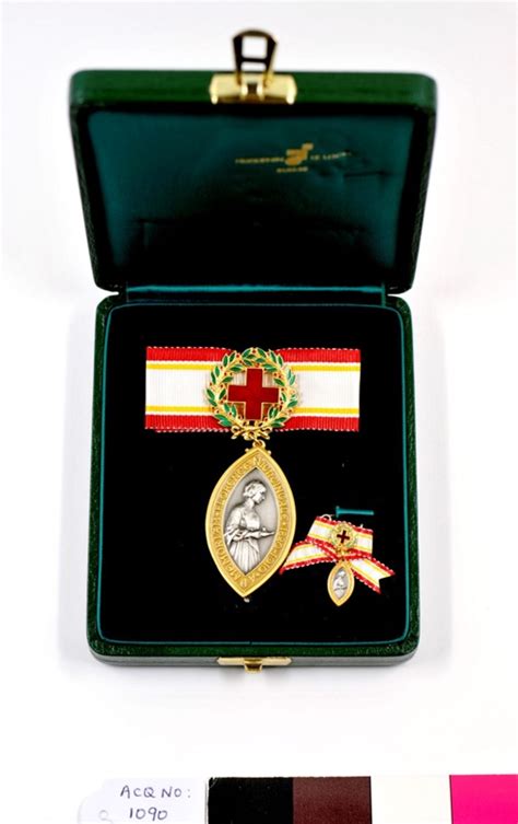 Florence Nightingale Medal; International Committee of the Red Cross; c2006; 109... | eHive