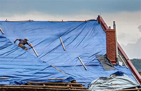 How to Tarp a Roof | A to Z Roofing