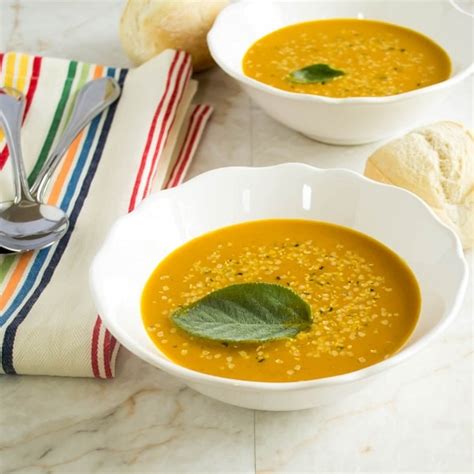 Spicy Carrot Amaranth Soup | V + GF + DF | kiipfit.com