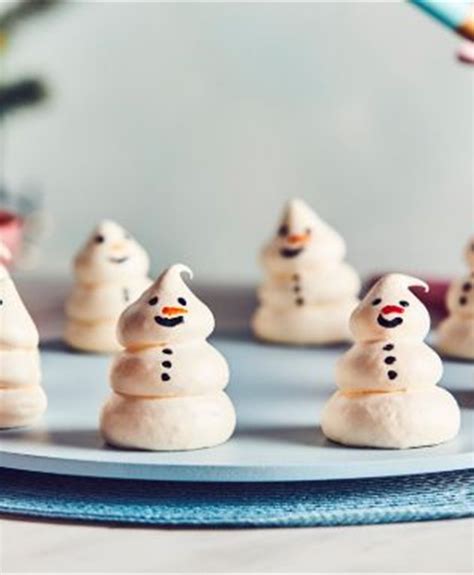 Meringue Snowmen Recipe | Dr. Oetker